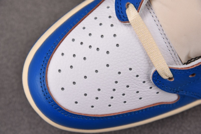 Air Jordan 1 Low UN HQ6998-146