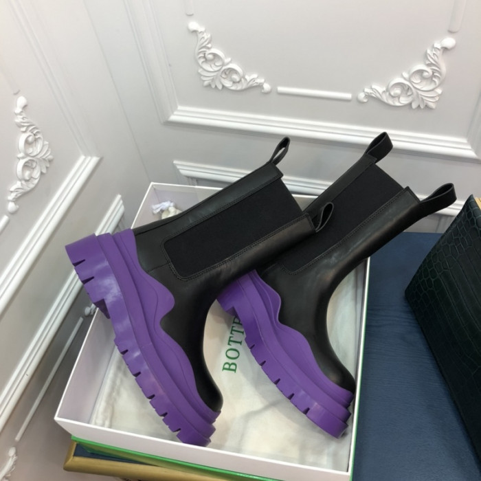 Bo*te*ga Ve*ne*ta BV010