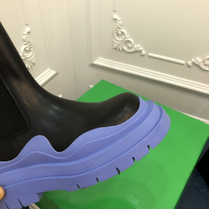 Bo*te*ga Ve*ne*ta BV011