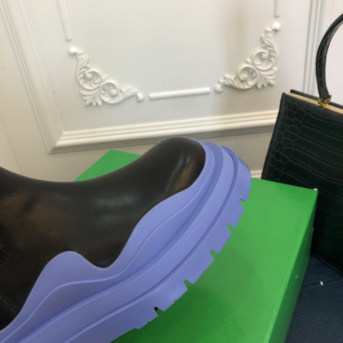 Bo*te*ga Ve*ne*ta BV003