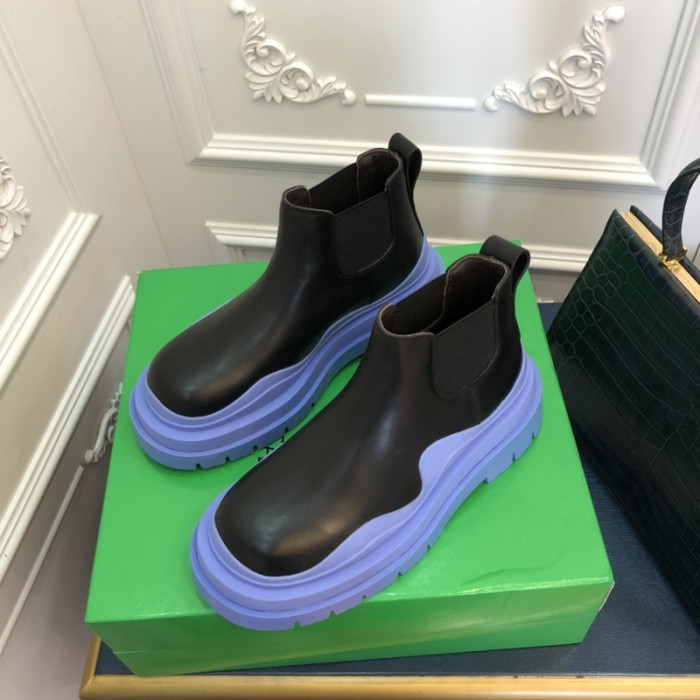 Bo*te*ga Ve*ne*ta BV003