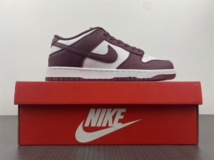 nike dunk low bordeaux dd1503-108